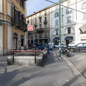 https://apartment-marghera-14-hotel-fiorella.italymilanhotels.net