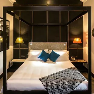 https://the-hall-tailor-suite.it-romehotels.com
