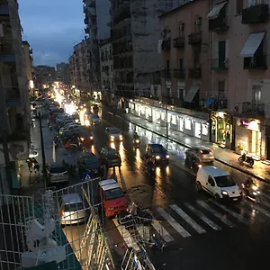 https://na-tazzulel-e-cafe.hotels-amalfi.com