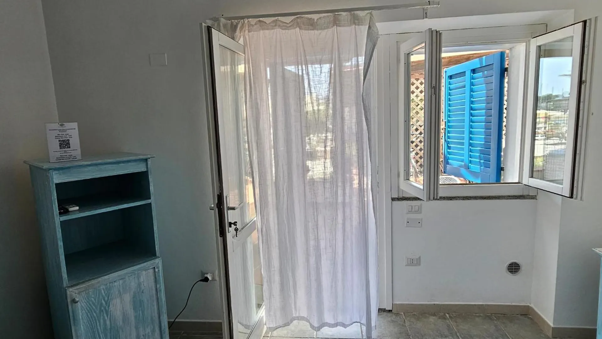 Vel Mari - Rooms On The Beach Alghero Italy